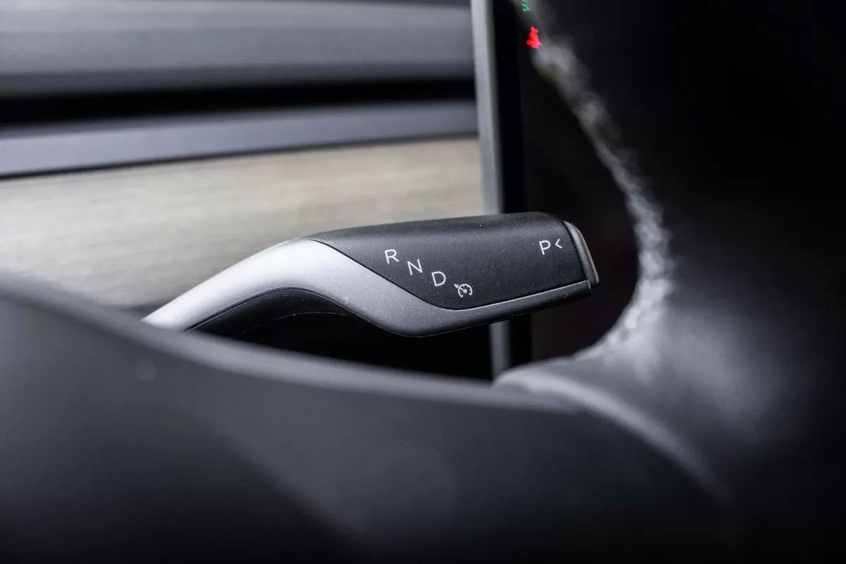 tesla-model-y-2023-eletrico-0cc