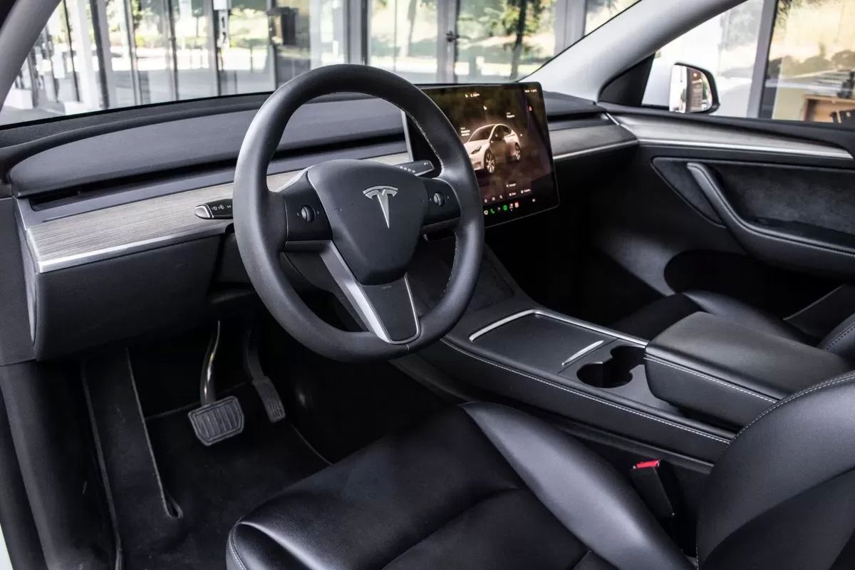 tesla-model-y-2023-eletrico-0cc