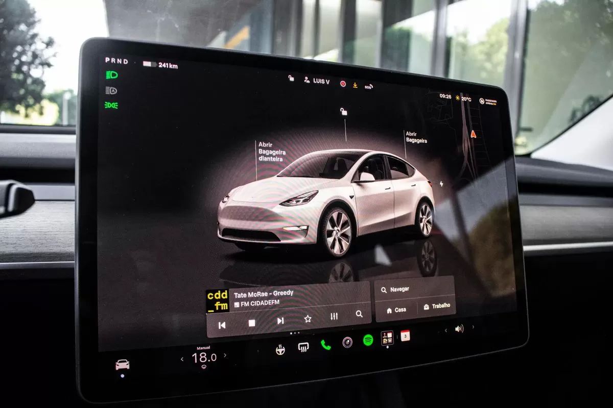 tesla-model-y-2023-eletrico-0cc