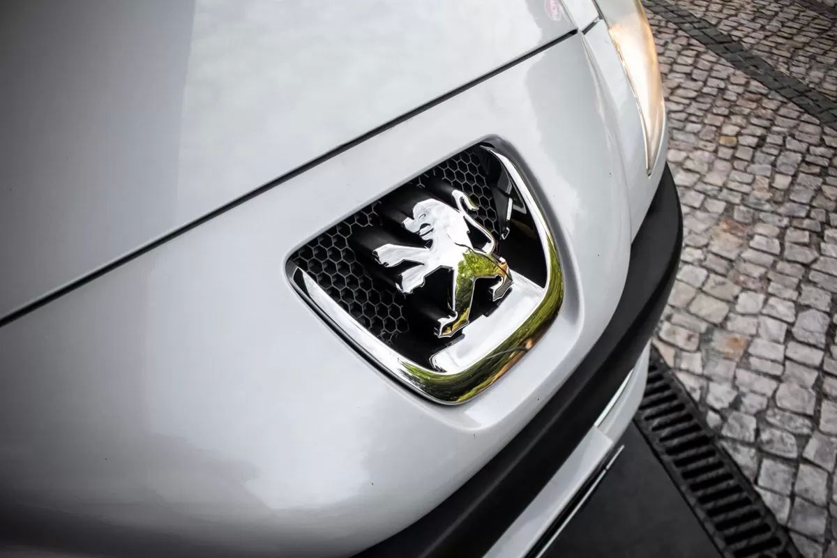 peugeot-308-cc-2010-diesel-1560cc