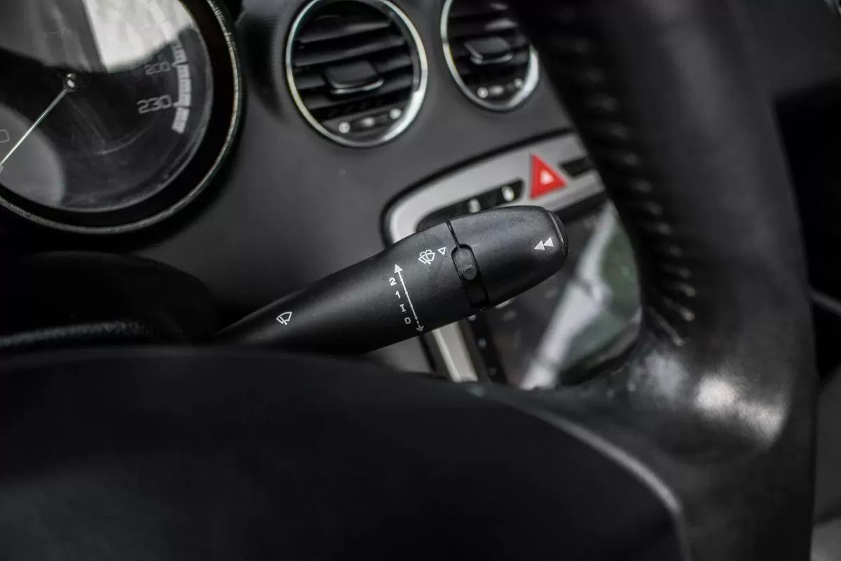 peugeot-308-cc-2010-diesel-1560cc