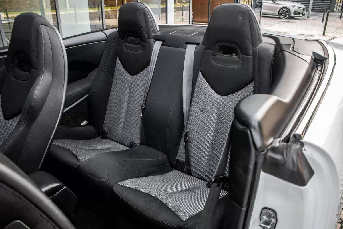 peugeot-308-cc-2010-diesel-1560cc