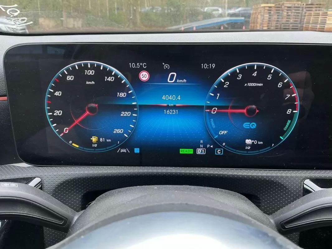 mercedes-benz-classe-a-2020-hibrido-1332cc
