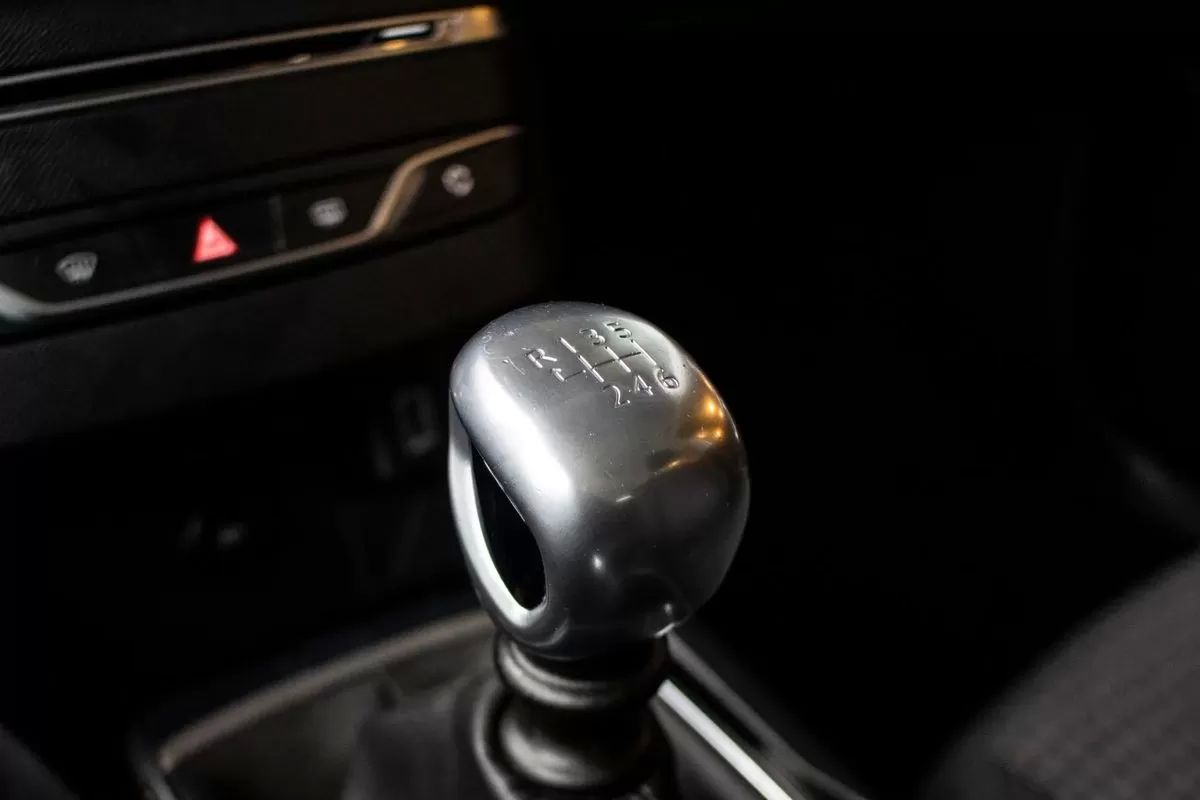 peugeot-308-sw-2019-diesel-1499cc