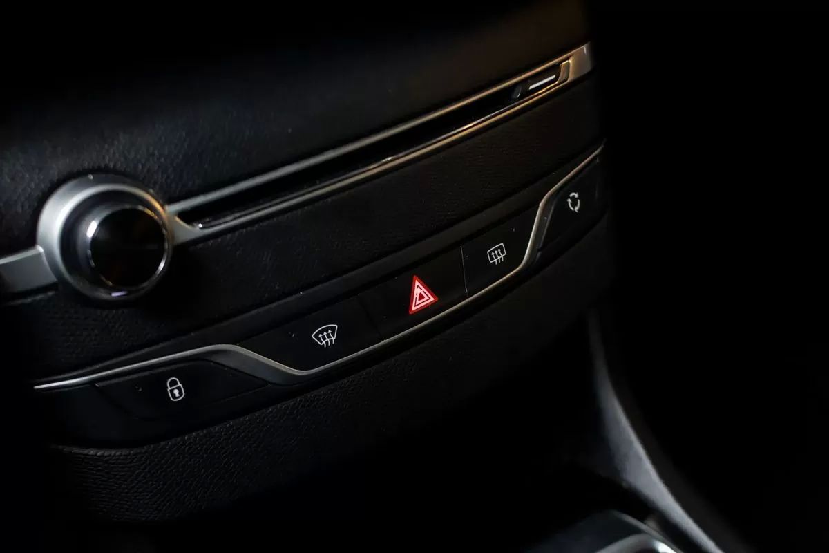 peugeot-308-sw-2019-diesel-1499cc