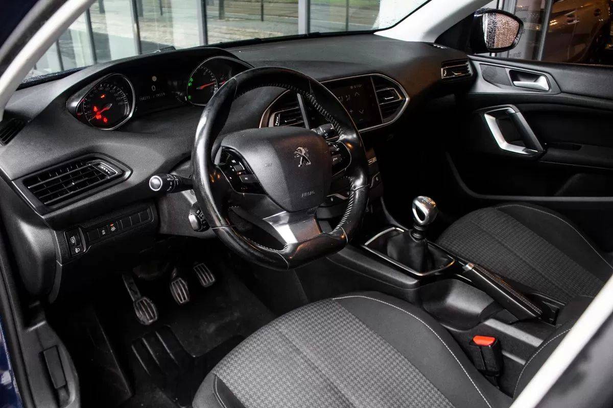 peugeot-308-sw-2019-diesel-1499cc