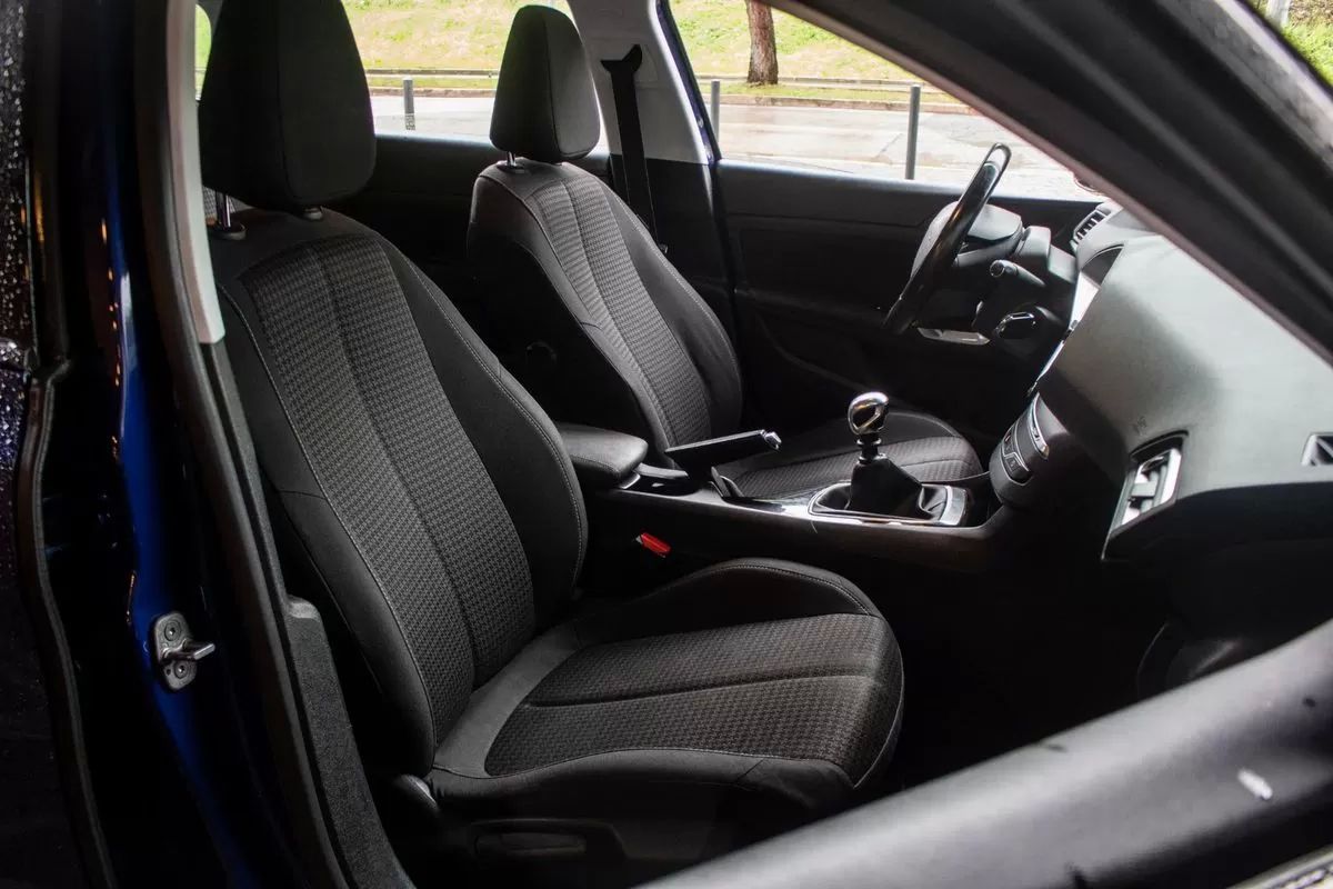 peugeot-308-sw-2019-diesel-1499cc