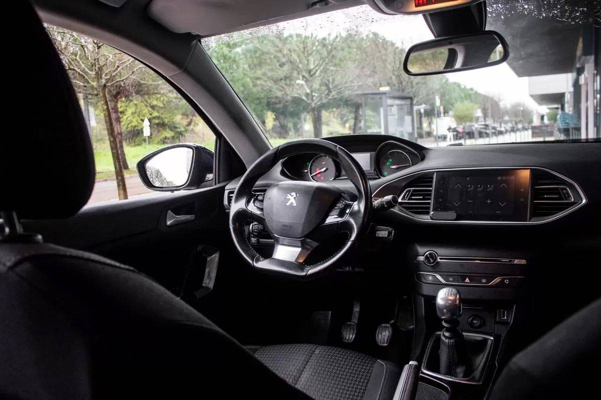 peugeot-308-sw-2019-diesel-1499cc