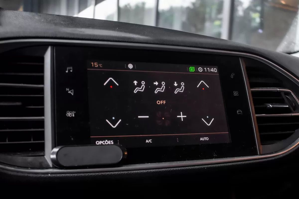 peugeot-308-sw-2019-diesel-1499cc