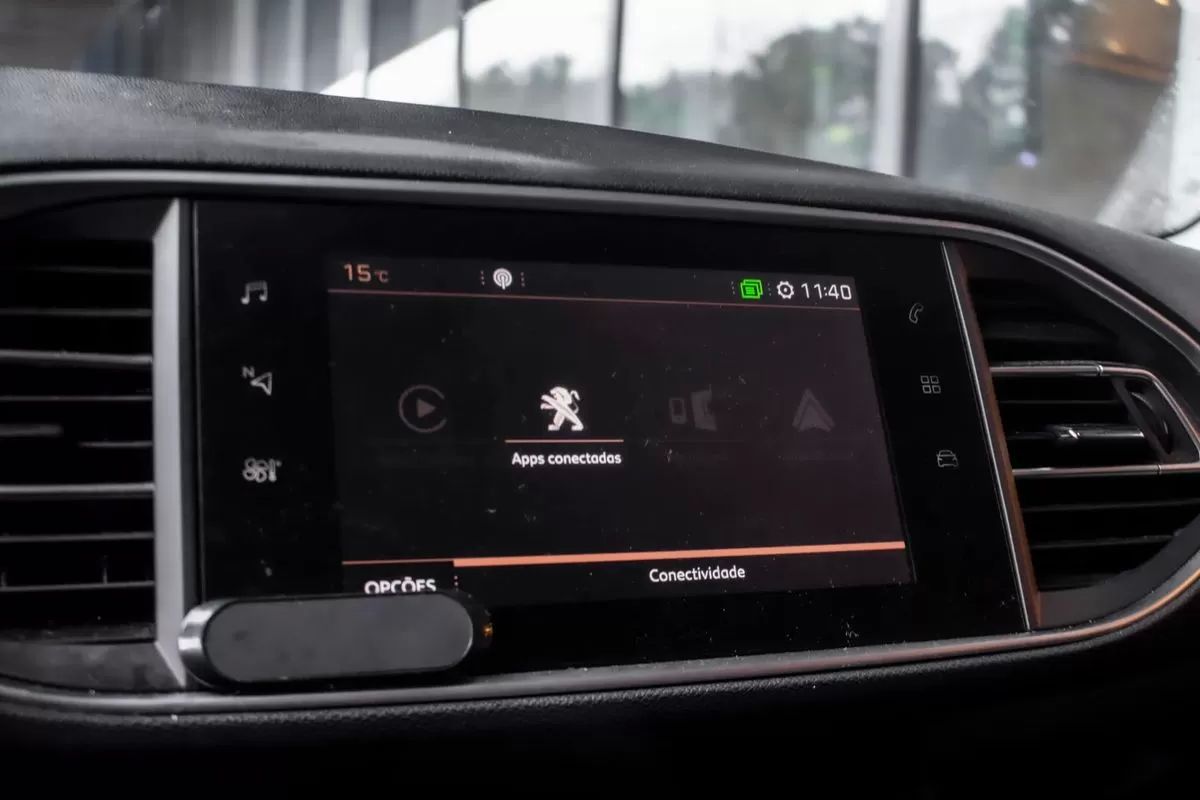 peugeot-308-sw-2019-diesel-1499cc