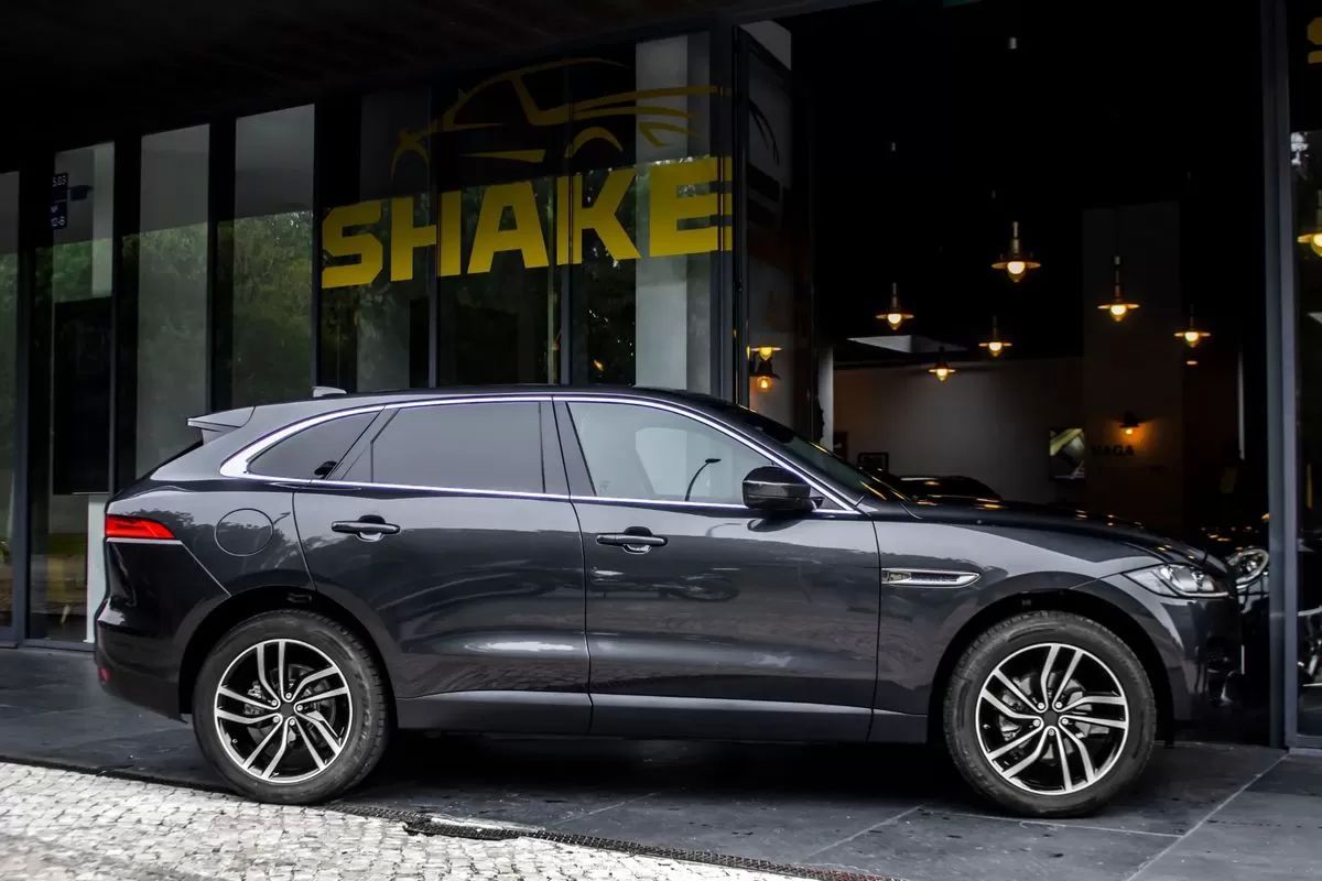 jaguar-f-pace-2018-diesel-1999cc