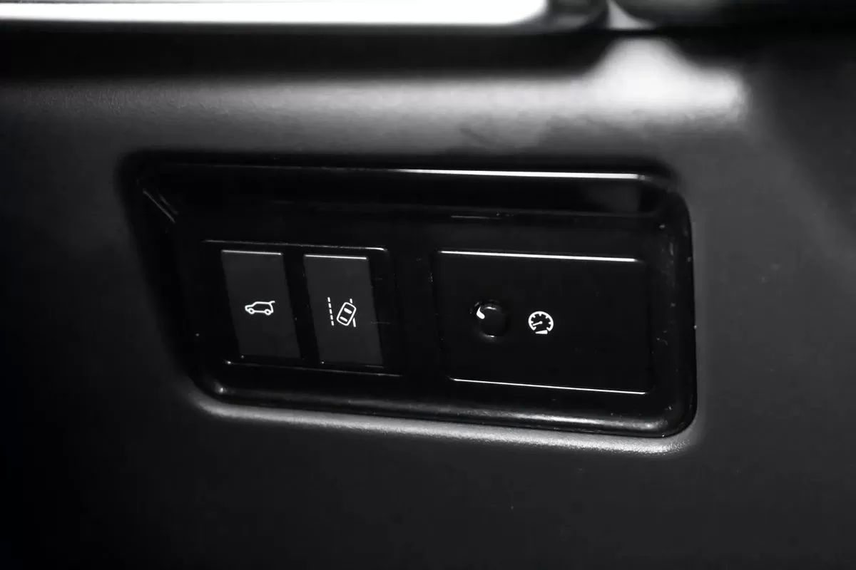 jaguar-f-pace-2018-diesel-1999cc