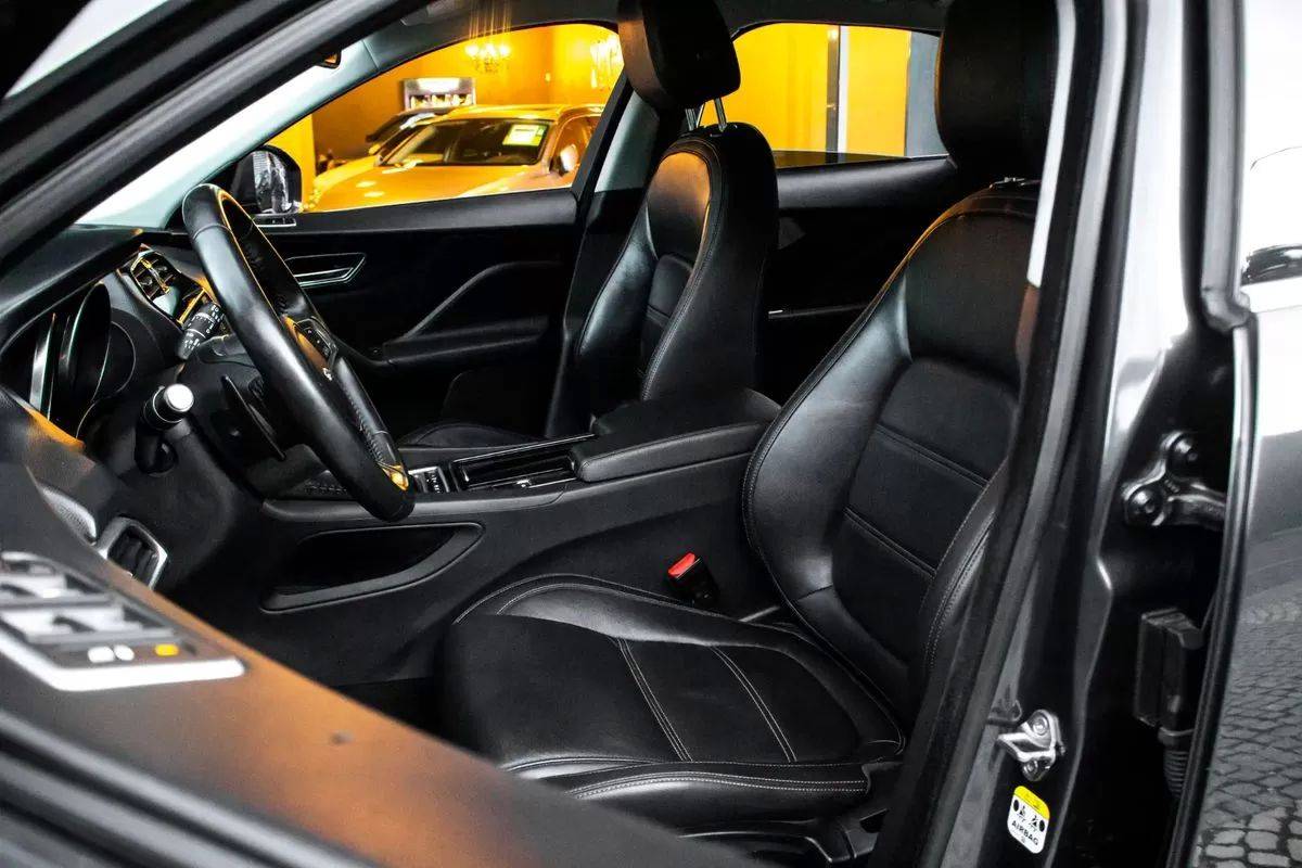 jaguar-f-pace-2018-diesel-1999cc
