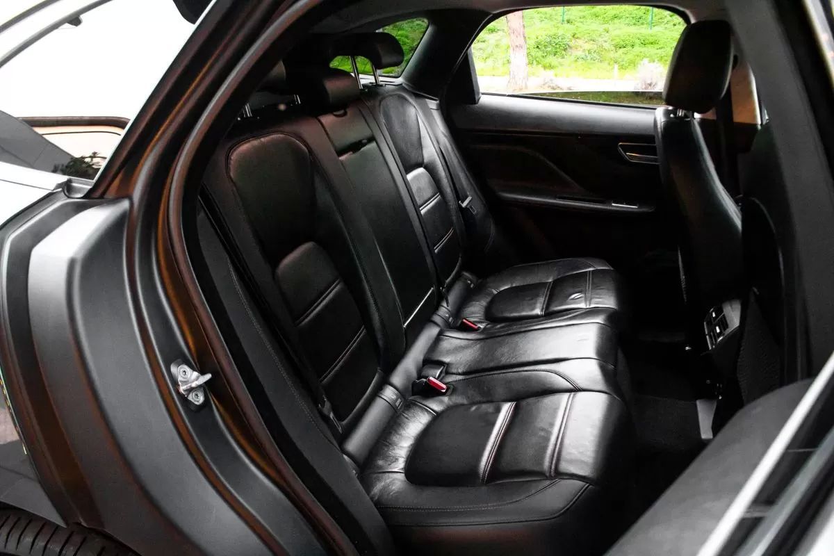 jaguar-f-pace-2018-diesel-1999cc
