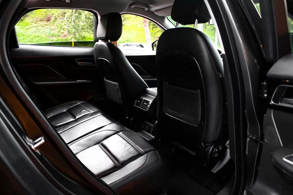 jaguar-f-pace-2018-diesel-1999cc