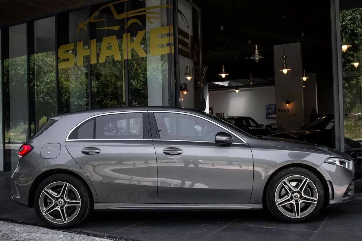 mercedes-benz-classe-a-2021-hibrido-1332cc