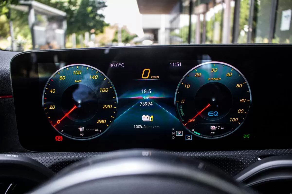mercedes-benz-classe-a-2021-hibrido-1332cc
