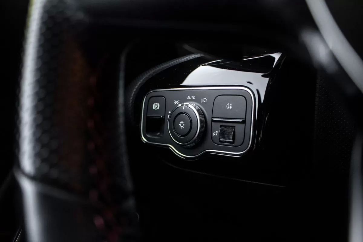 mercedes-benz-classe-a-2021-hibrido-1332cc