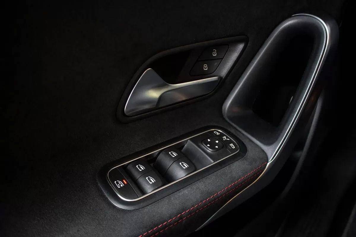 mercedes-benz-classe-a-2021-hibrido-1332cc