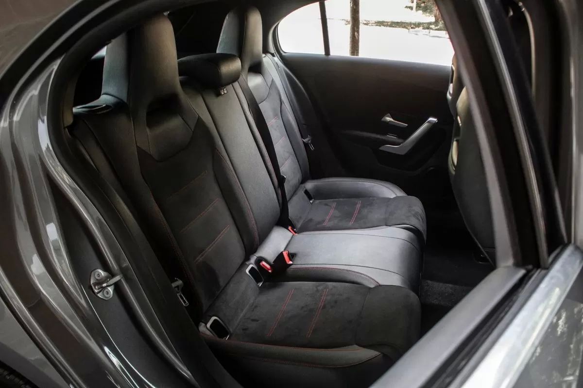 mercedes-benz-classe-a-2021-hibrido-1332cc