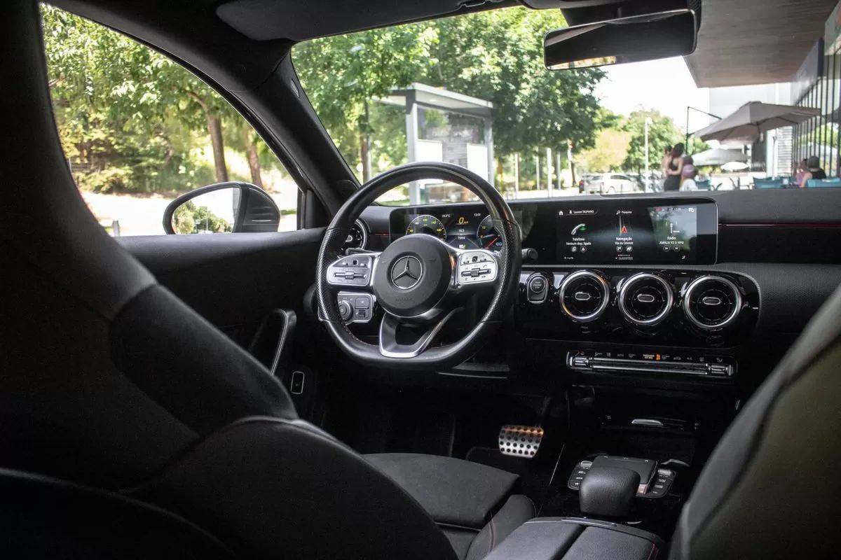 mercedes-benz-classe-a-2021-hibrido-1332cc