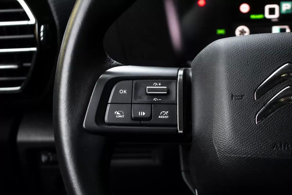 citroen-e-c4-2022-eletrico-0cc