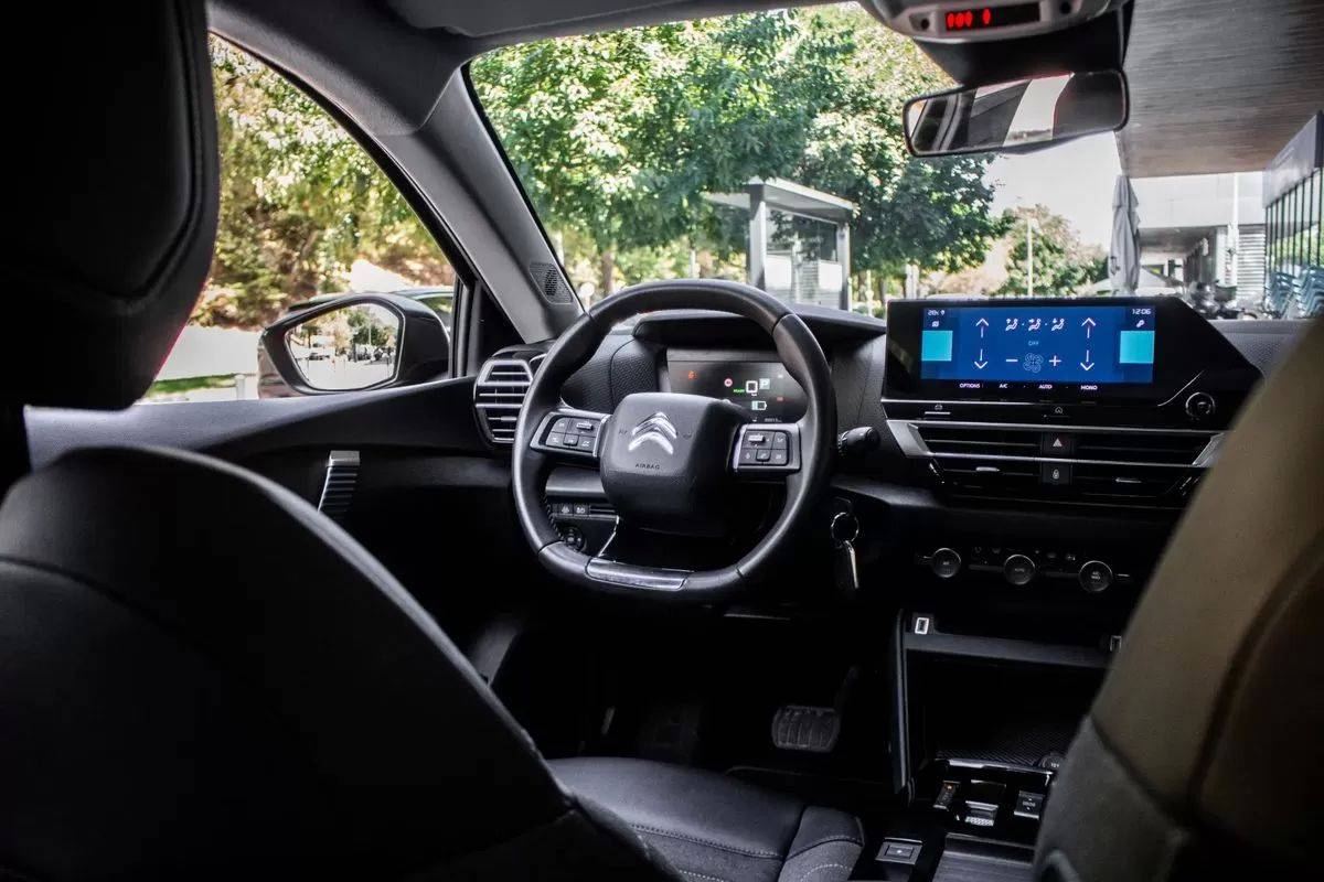 citroen-e-c4-2022-eletrico-0cc