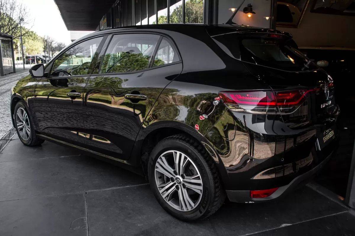 renault-megane-2023-diesel-1461cc