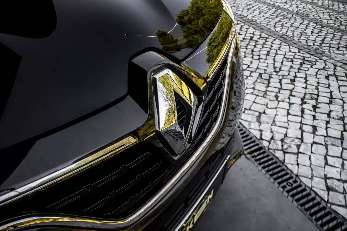 renault-megane-2023-diesel-1461cc