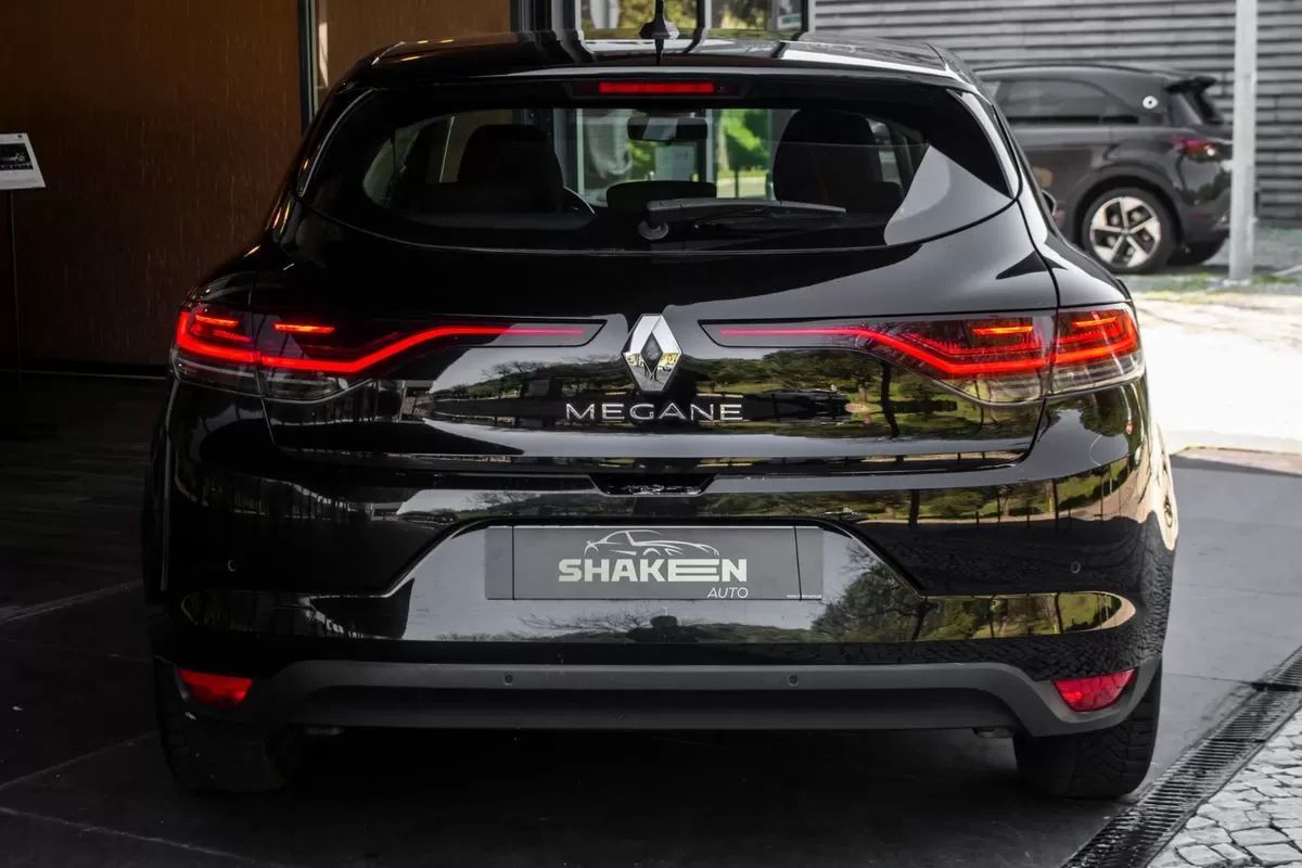 renault-megane-2023-diesel-1461cc