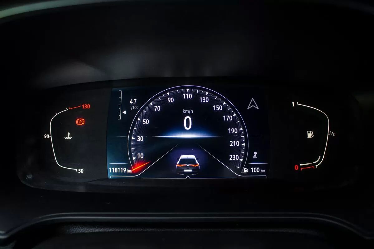 renault-megane-2023-diesel-1461cc