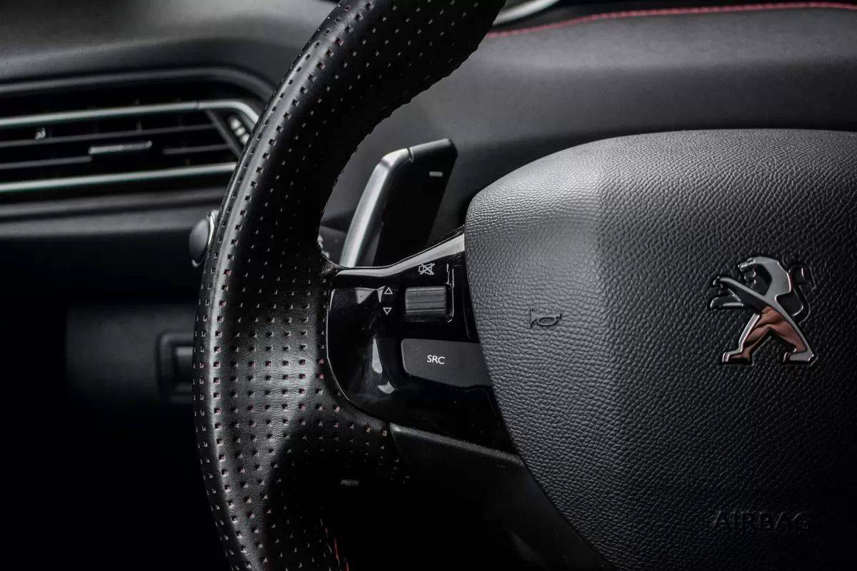 peugeot-308-2020-diesel-1499cc