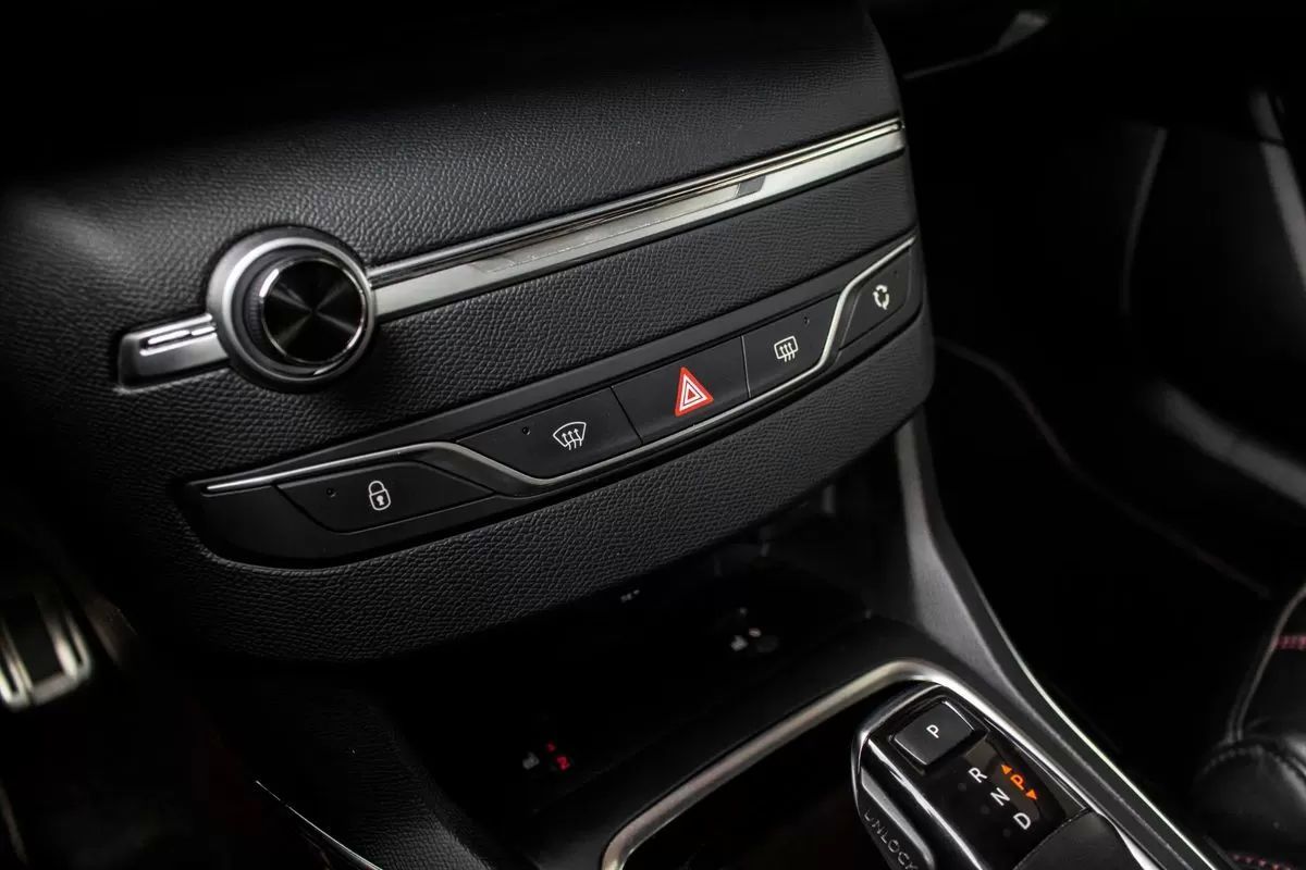 peugeot-308-2020-diesel-1499cc