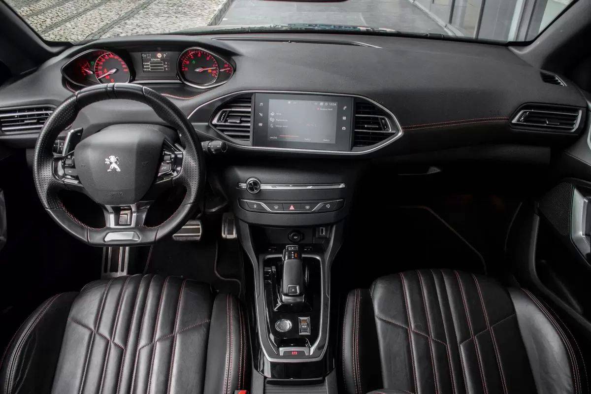 peugeot-308-2020-diesel-1499cc