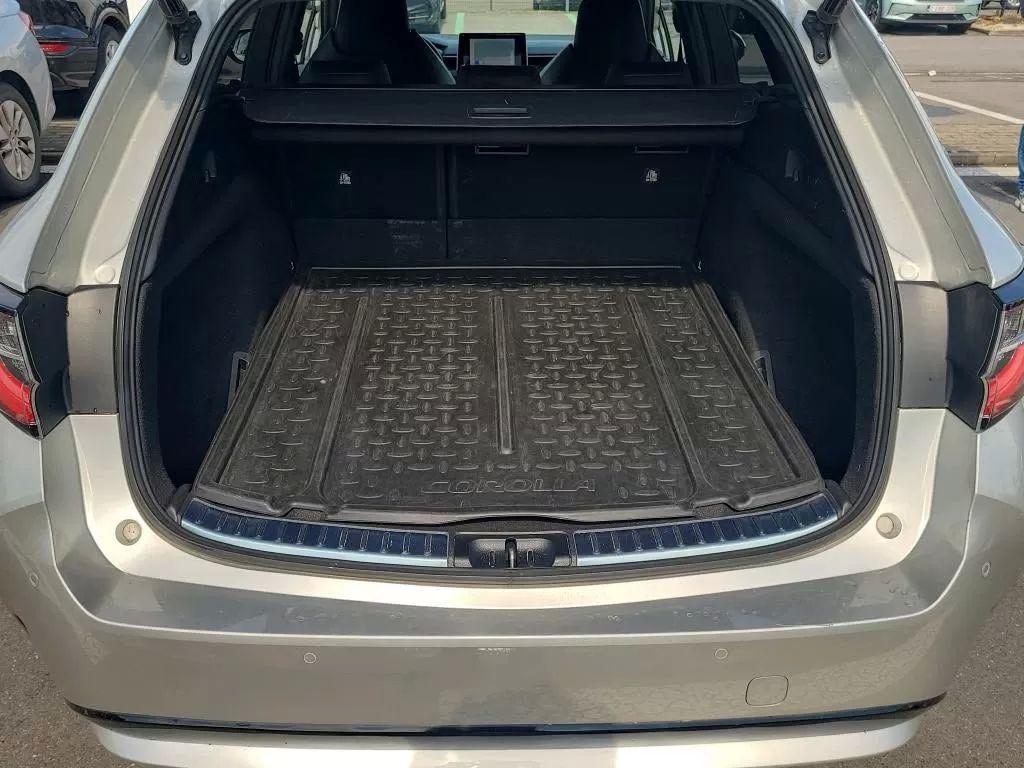 toyota-corolla-2022-hibrido-a-gasolina-1798cc