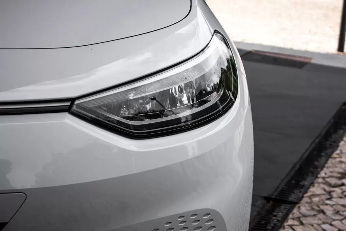 volkswagen-id-3-2022-eletrico-200cc