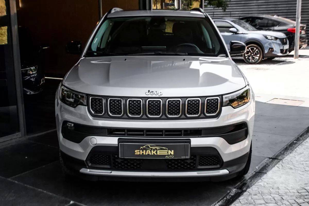 jeep-compass-2023-hibrido-1332cc