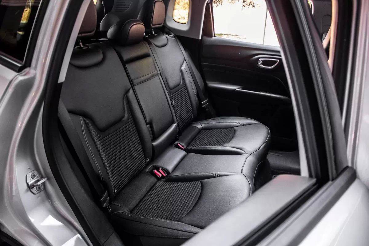 jeep-compass-2023-hibrido-1332cc