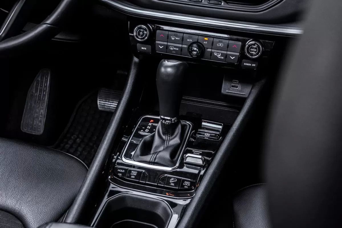jeep-compass-2023-hibrido-1332cc