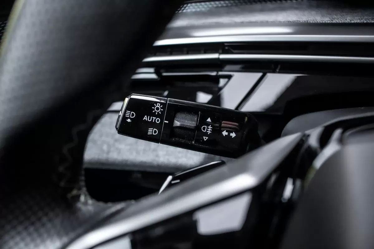 peugeot-5008-2025-gasolina-1199cc