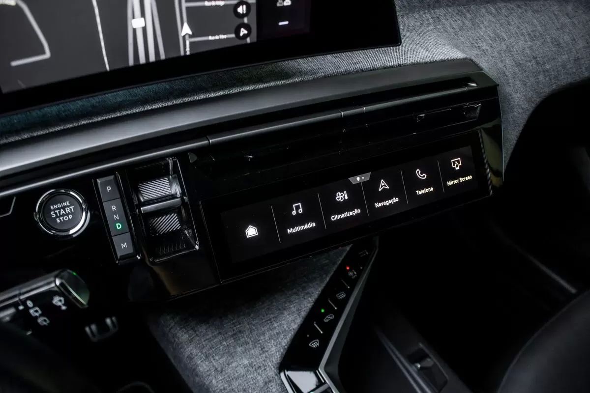 peugeot-5008-2025-gasolina-1199cc