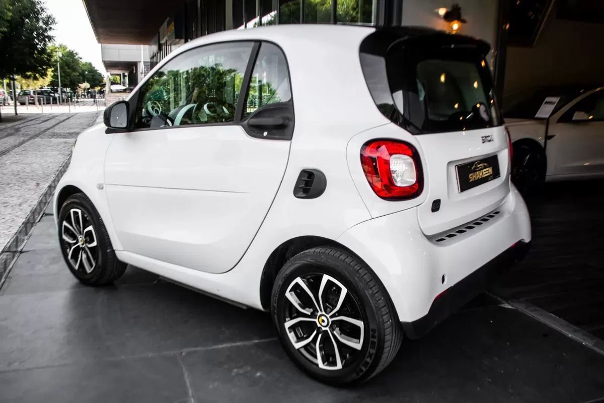 smart-fortwo-2019-eletrico-200cc