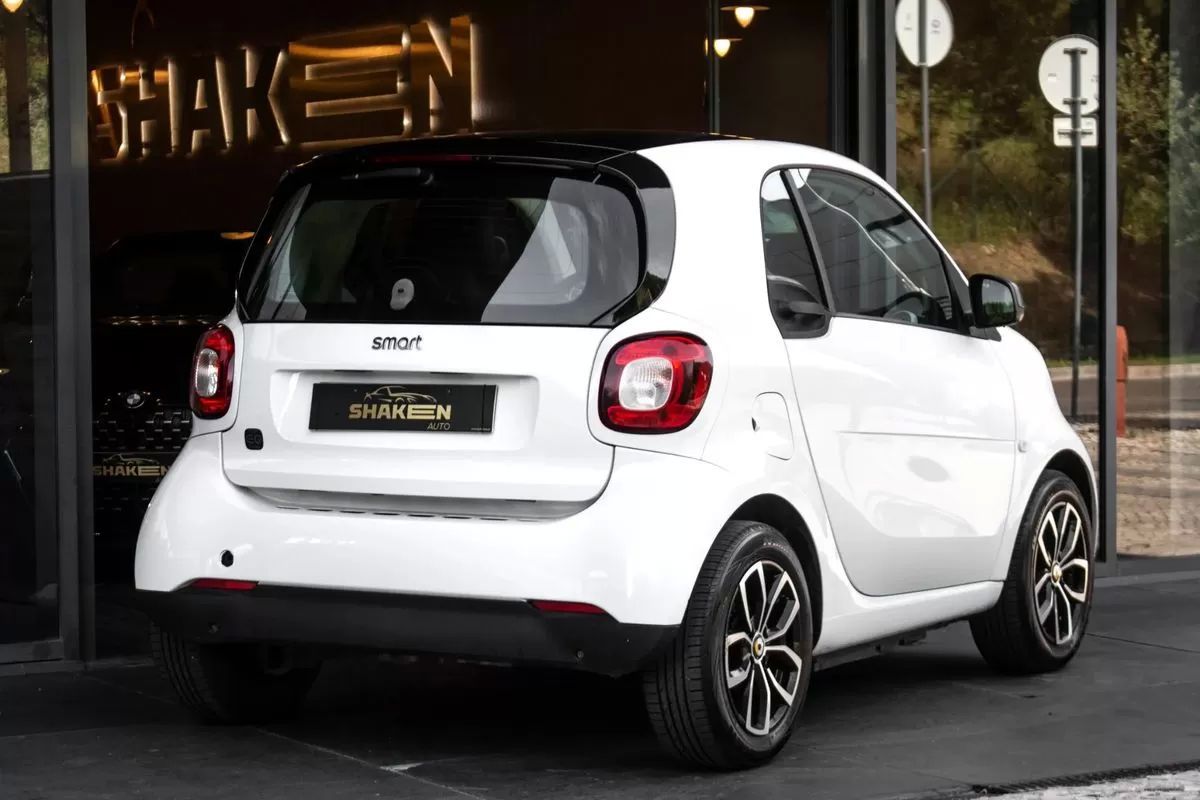 smart-fortwo-2019-eletrico-200cc