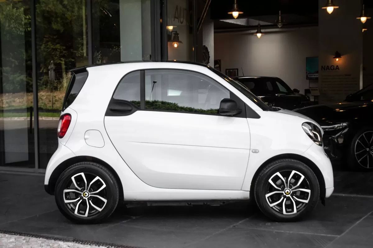 smart-fortwo-2019-eletrico-200cc