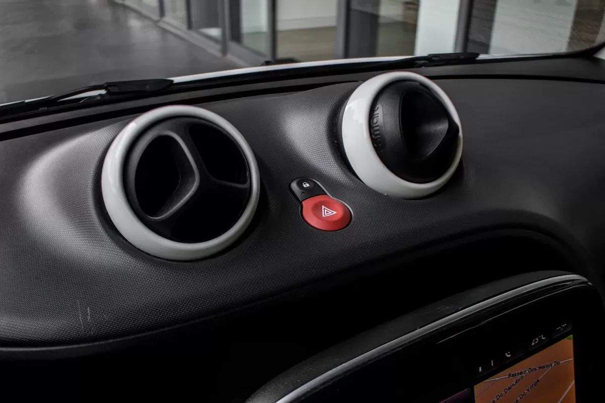 smart-fortwo-2019-eletrico-200cc