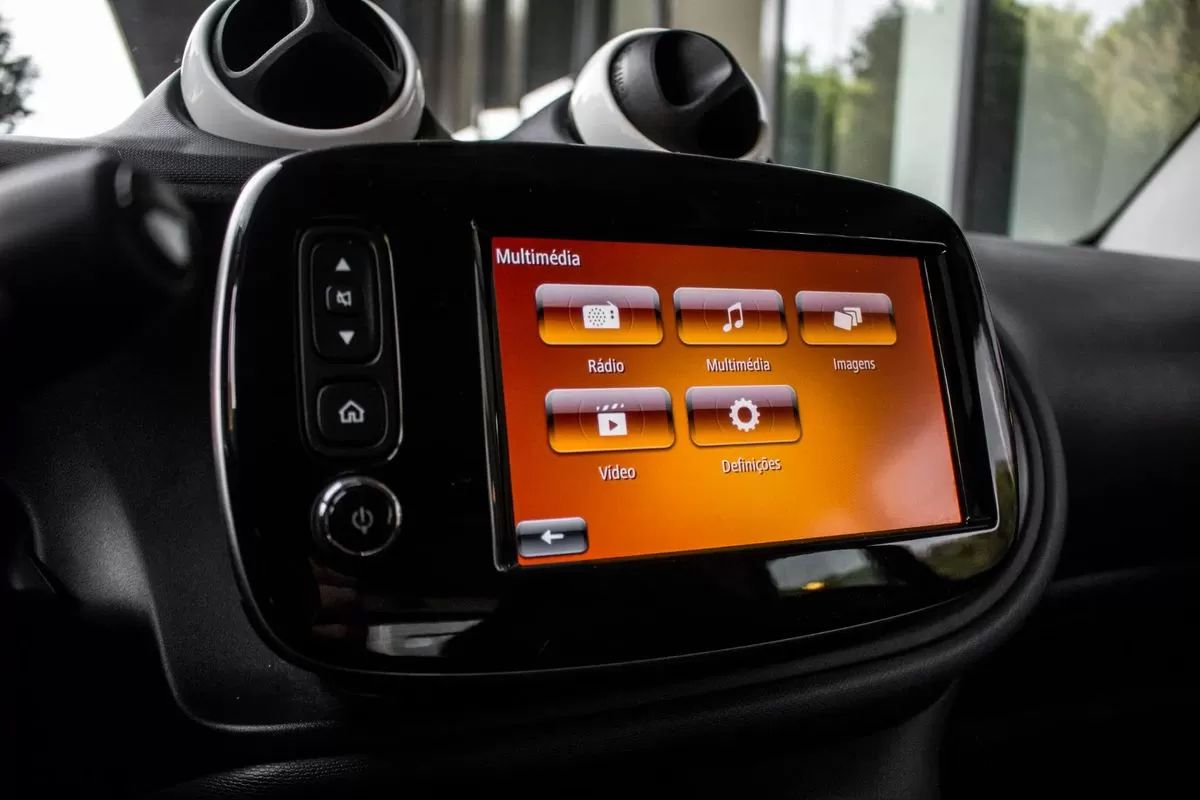 smart-fortwo-2019-eletrico-200cc
