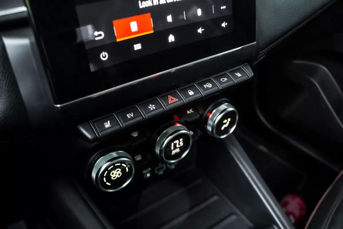renault-captur-2021-hibrido-1598cc