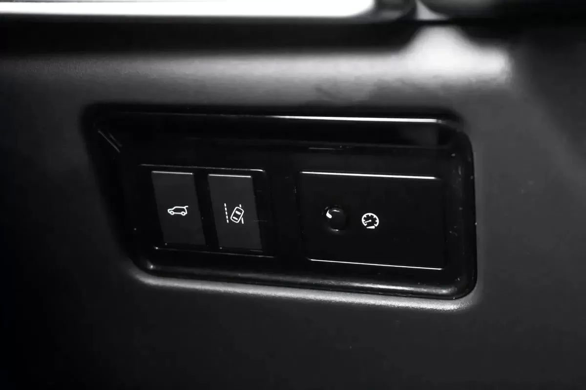 jaguar-f-pace-2018-diesel-1999cc