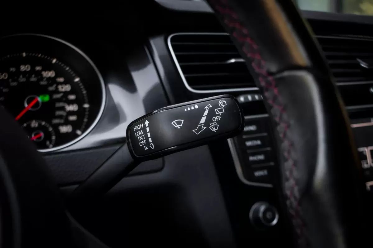 volkswagen-golf-2015-gasolina-1984cc