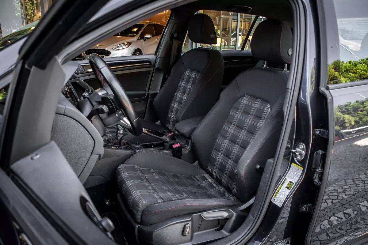 volkswagen-golf-2015-gasolina-1984cc